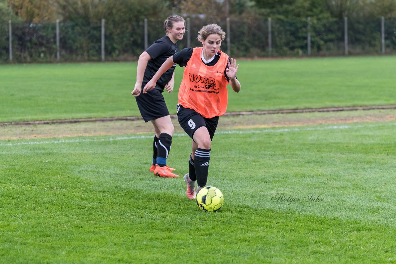 Bild 276 - Frauen TSV Wiemersdorf - VfR Horst : Ergebnis: 0:7